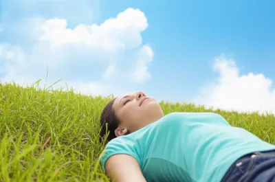 Illustration lying - Image 1