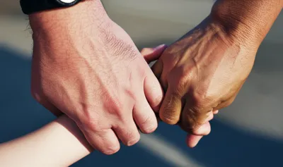 Illustration strains - Image 1