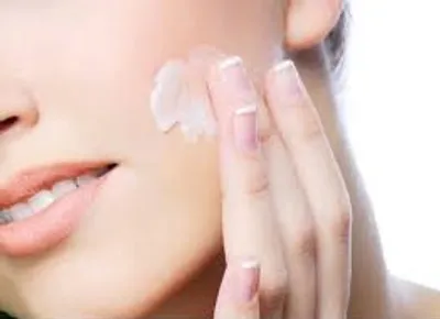 Illustration moisturizer - Image 2