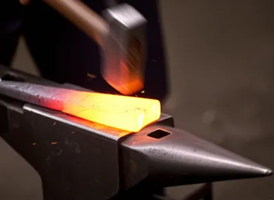 Illustration hammering - Image 1