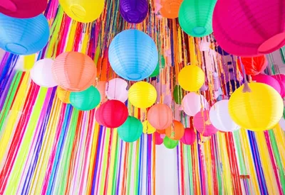 Illustration hangs - Image 1