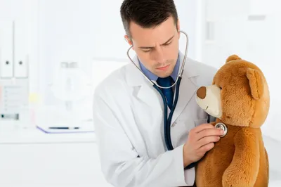 Illustration examines - Image 1