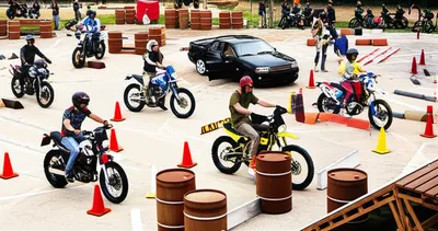 Hình ảnh minh họa gymkhana - Ảnh 1