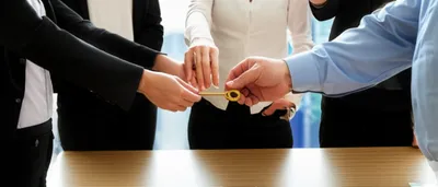 Illustration constitutes - Image 1