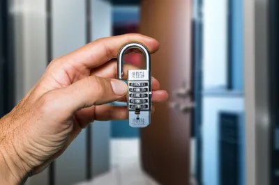 Illustration locks - Image 1