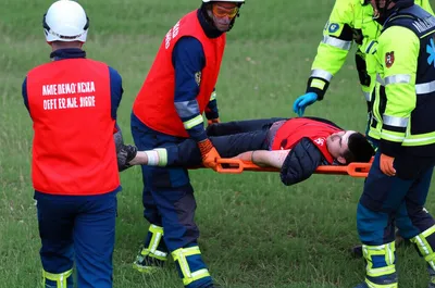 Illustration stretcher - Image 1