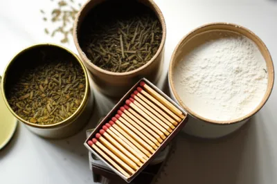 Illustration canister