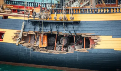 Illustration amidships - Image 1