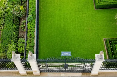 Illustration proprietary - Image 1