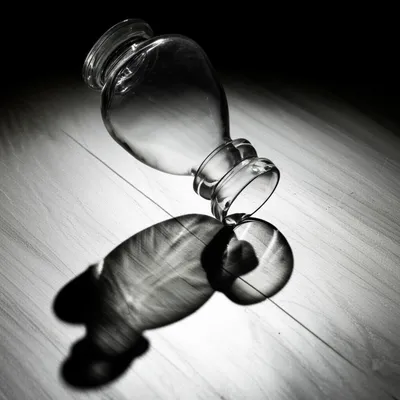 Illustration risk - Image 1