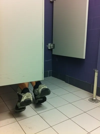 Illustration trap - Image 1