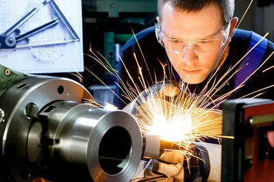 Illustration machinists - Image 1