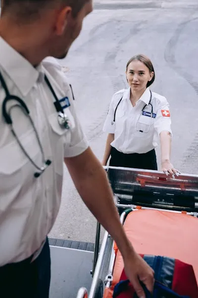 Illustration gurney - Image 2