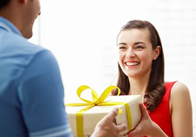 Illustration gets - Image 1