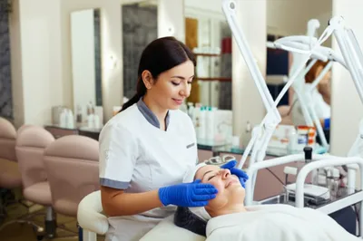 Illustration bar - Image 1