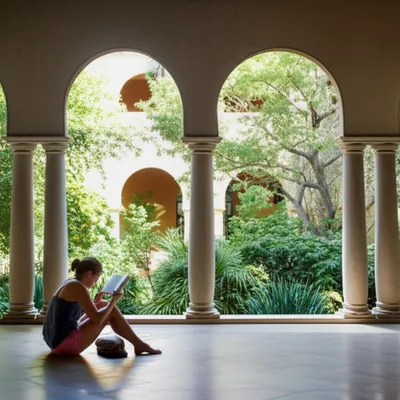 Illustration cloistered - Image 1