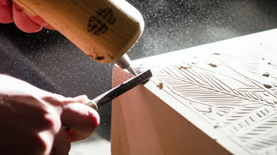 Illustration chiselling - Image 1