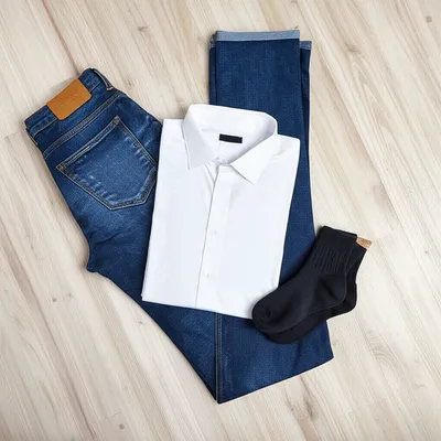 Illustration undress - Image 1