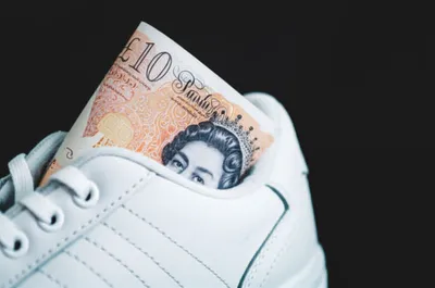 Illustration tenner - Image 1