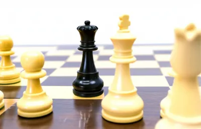 Illustration outmaneuver