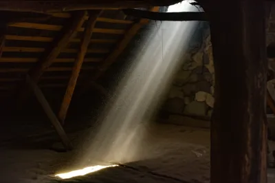 Illustration motes - Image 1