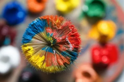 Illustration round - Image 1