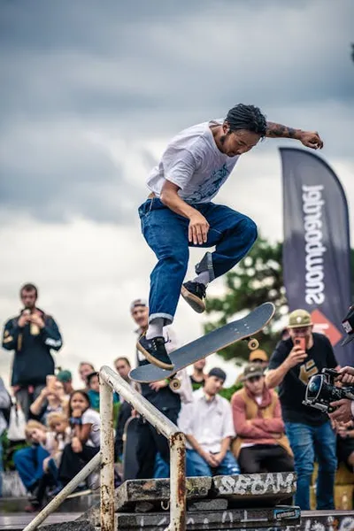 Illustration stunting - Image 2