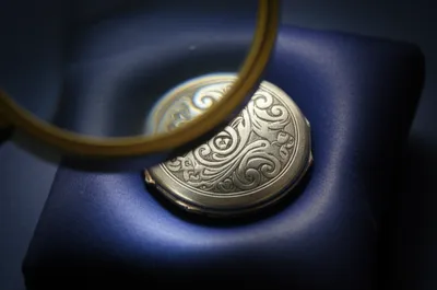 Illustration hallmarked - Image 1