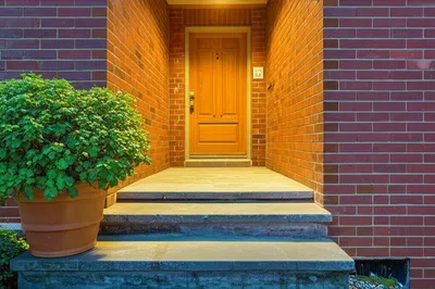 Illustration doorsteps