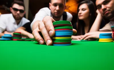 Illustration opener - Image 1