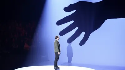 Illustration censured - Image 1