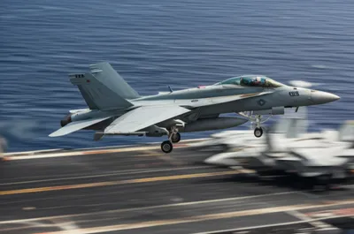 Illustration bolter - Image 1