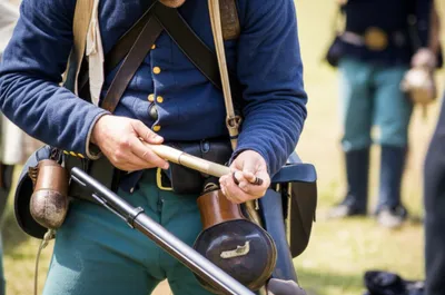 Illustration loading - Image 1