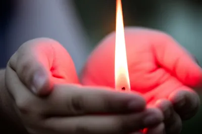 Illustration serious - Image 1