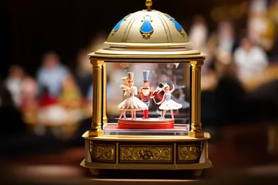 Illustration suites - Image 1