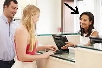 Illustration receptionist - Image 2