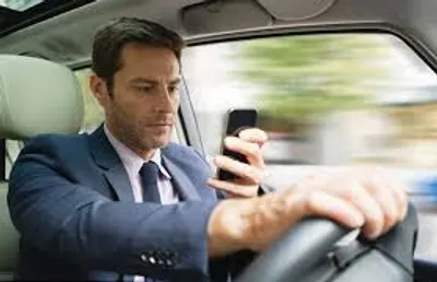 Illustration distract - Image 2