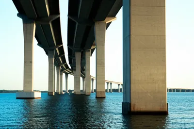 Illustration piers - Image 1