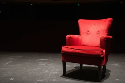 Illustration stall - Image 1