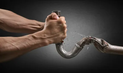 Illustration wrench - Image 1