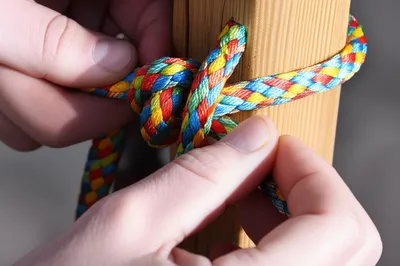 Illustration tying - Image 1