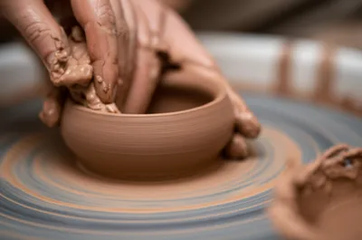 Illustration manipulates