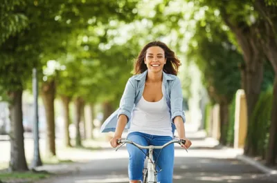 Illustration breezing - Image 1