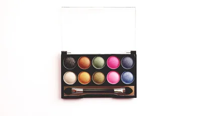 Illustration eyeshadow - Image 2