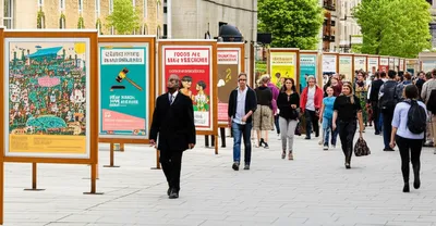 Illustration placards - Image 1