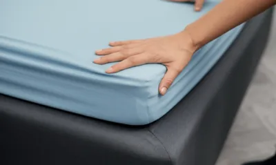 Illustration tucking - Image 1