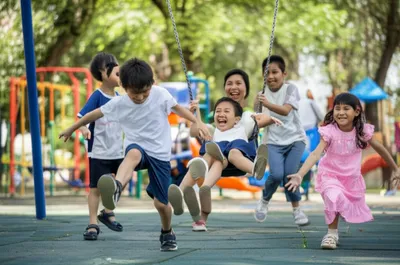 Illustration statues - Image 1