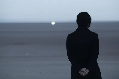 Illustration waiting - Image 1