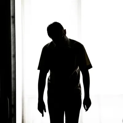 Illustration slouch - Image 1