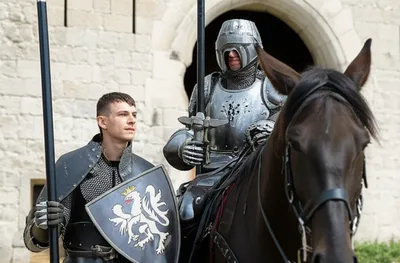 Illustration squire - Image 1